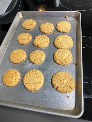 Peanut Butter Crisscrosses